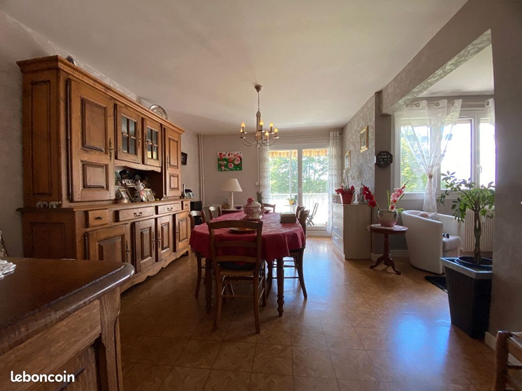 Appartement à vendre, 92m², Lons-le-Saunier