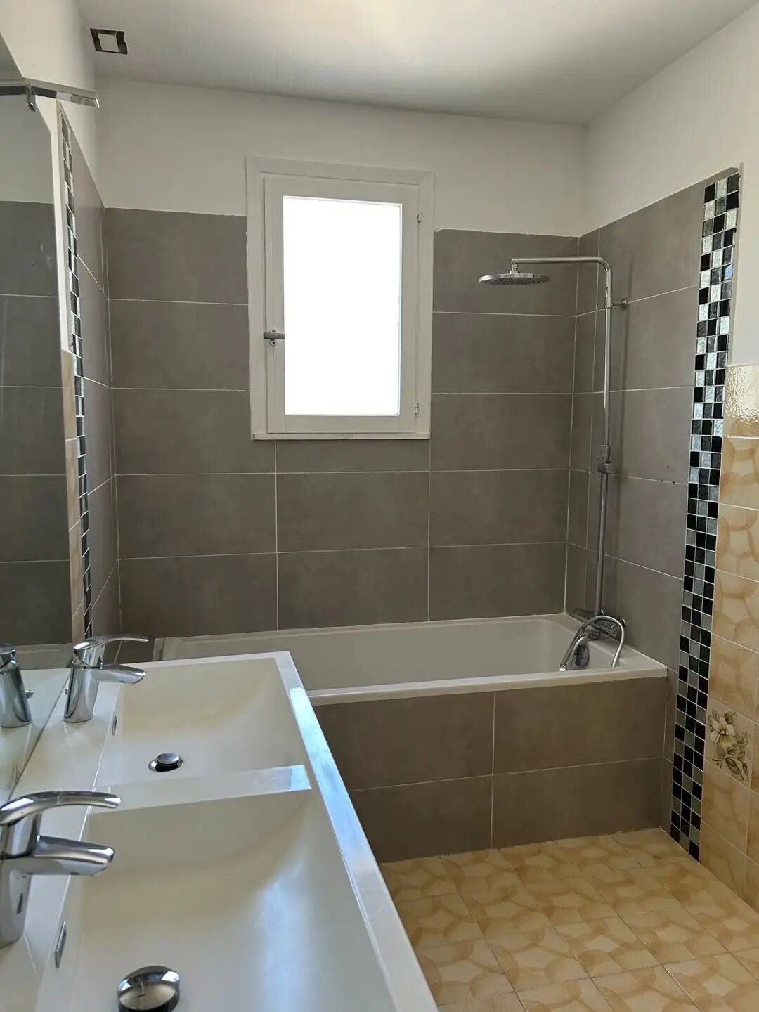 Maison à louer, 90m², Vence