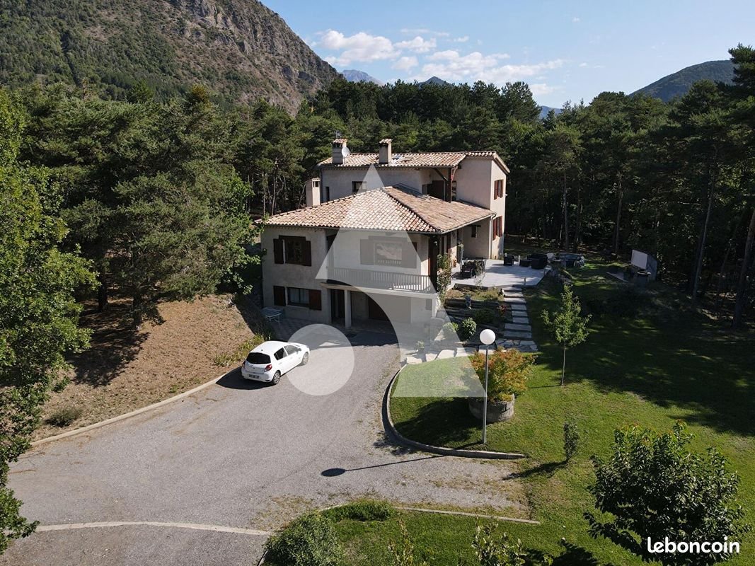 Maison à vendre, 185m², Veynes