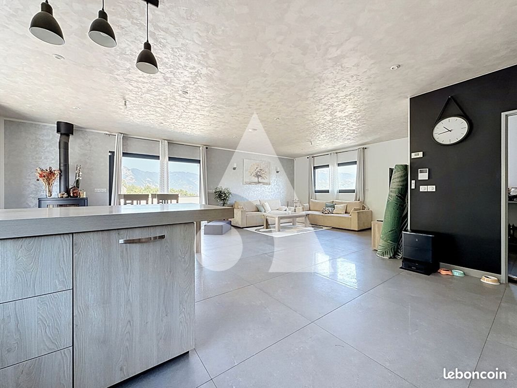 Maison à vendre, 167m², La Saulce