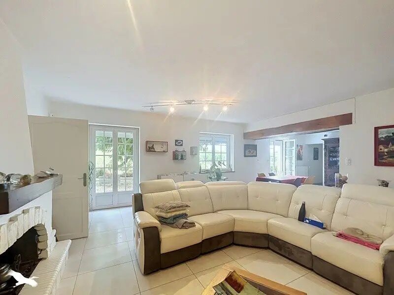 Maison à vendre, 135m², Bourg-Charente