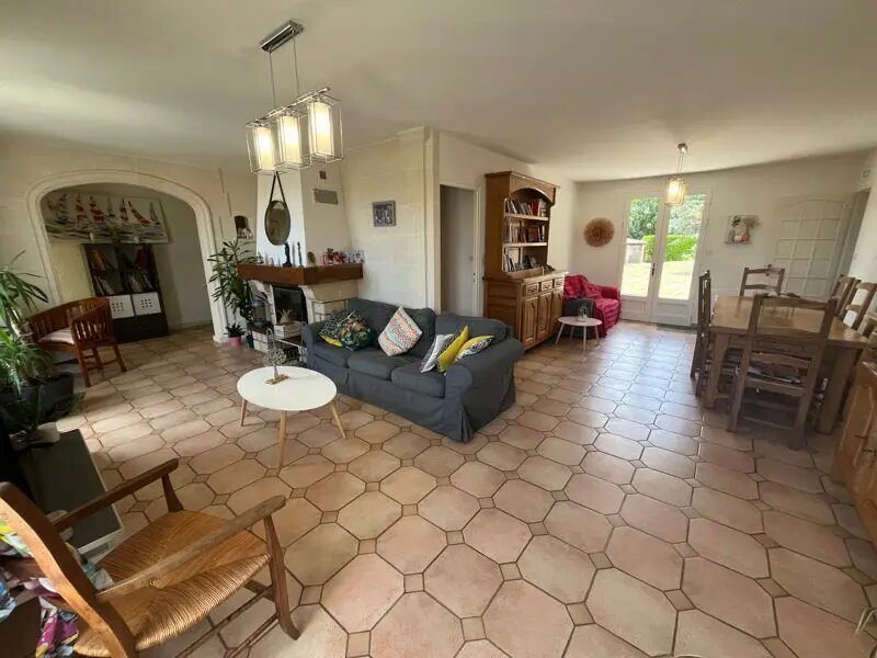 Maison à vendre, 107m², Bourg-Charente