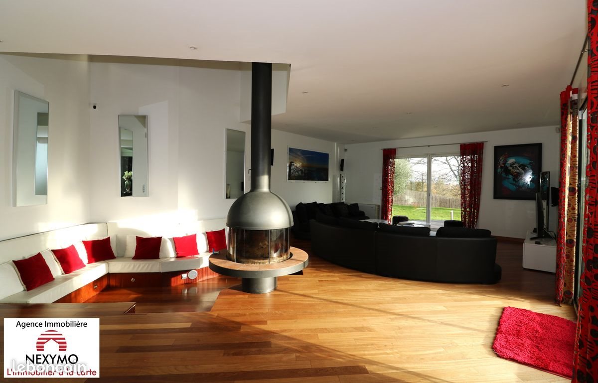 Maison à vendre, 285m², La Bazoge