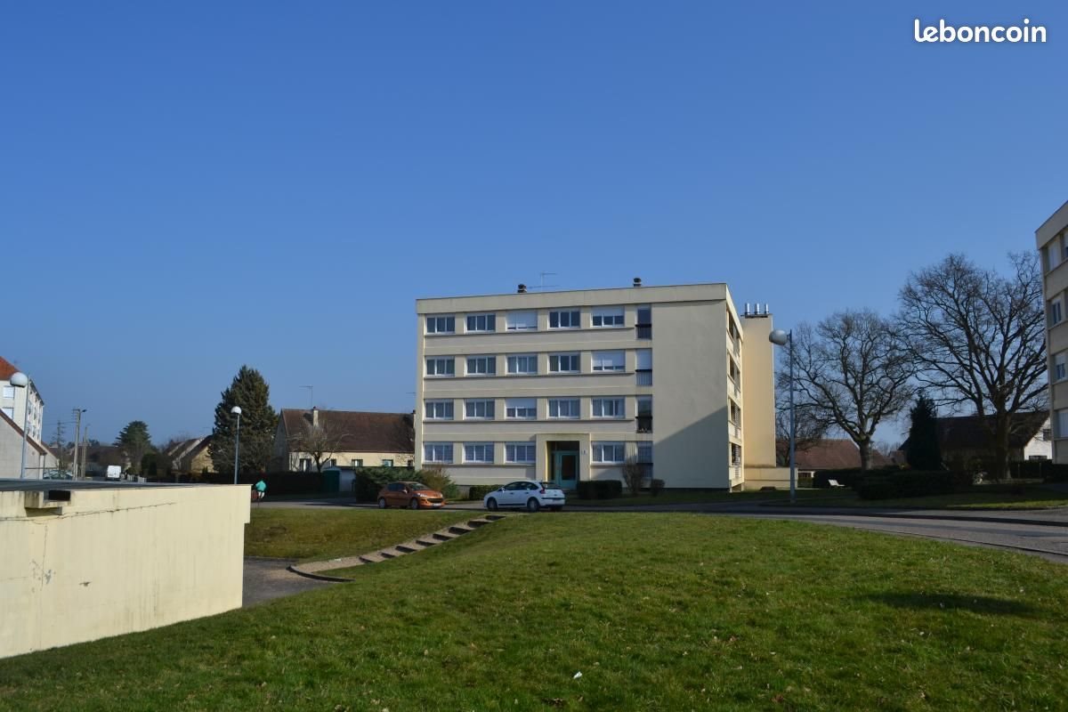 Appartement à louer, 77m², Dompierre-sur-Besbre
