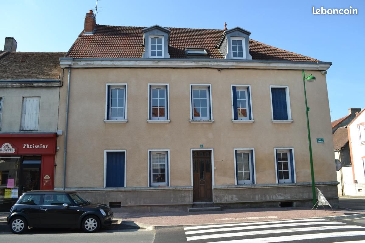 Appartement à louer, 75m², Montmarault