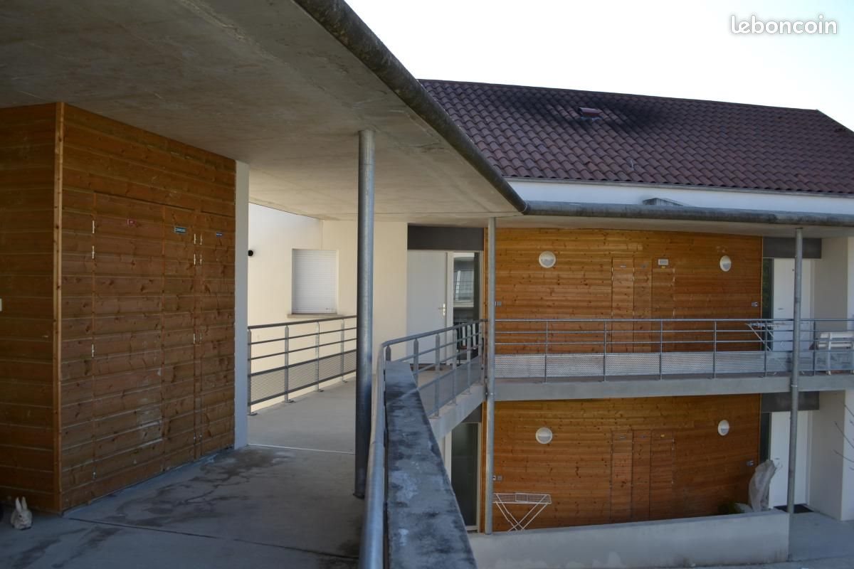 Appartement à louer, 104m², Cosne-d'Allier