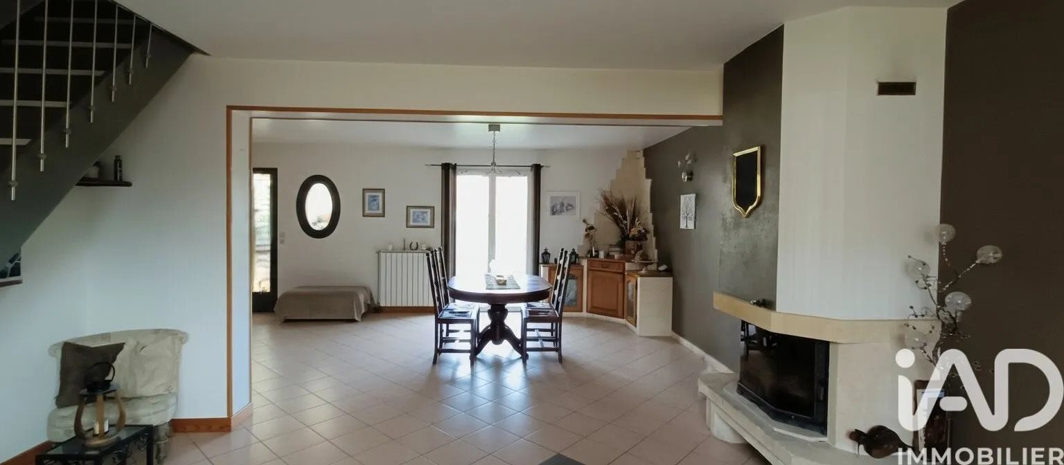 Maison à vendre, 130m², Ollainville
