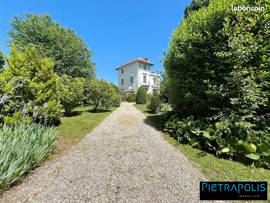 Maison à vendre, 251m², Montluel