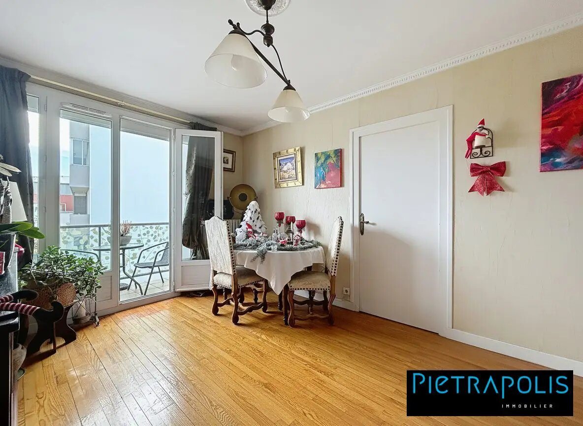 Appartement à vendre, 55m², Vénissieux