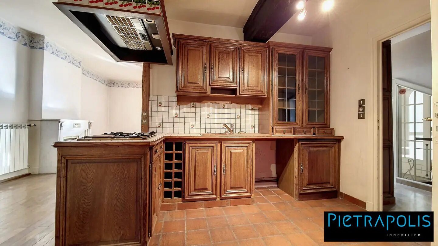 Appartement à vendre, 380m², La Clayette