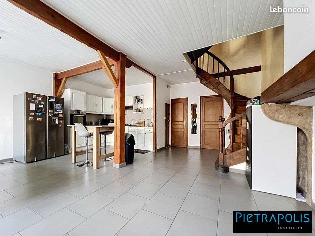 Maison à vendre, 125m², Neuville-sur-Ain