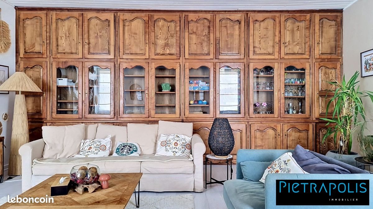Maison à vendre, 220m², La Clayette