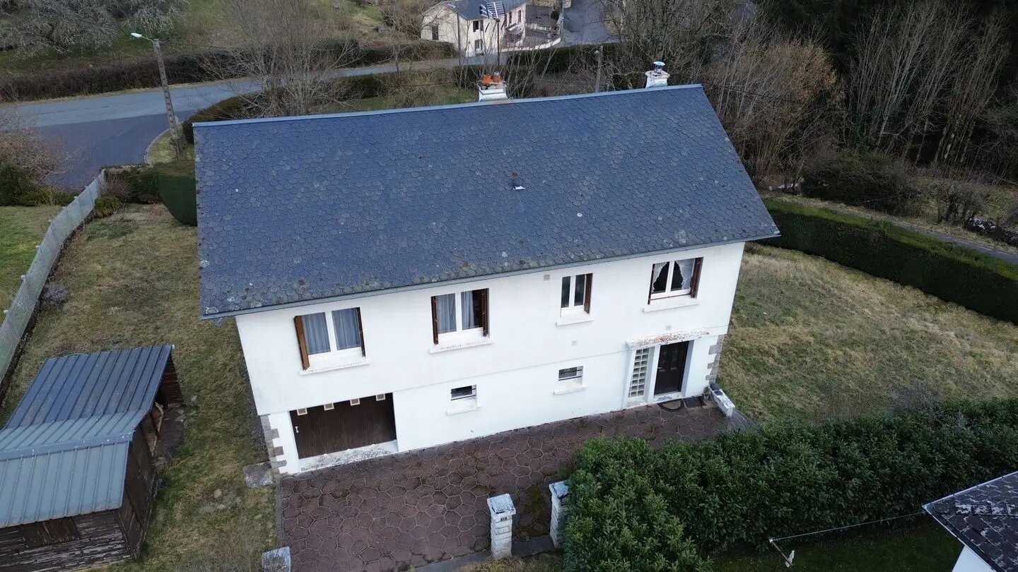 Maison à vendre, 115m², Bourg-Lastic