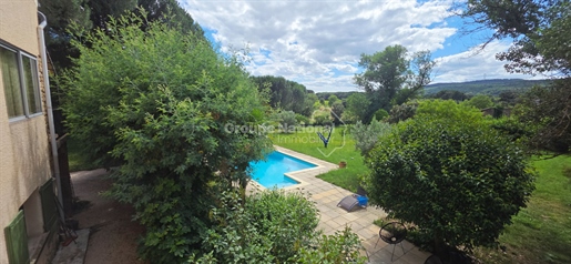 Maison 11 pièces 248 m² · à Bagnols-sur-Cèze · 248 m² · 429 000 €