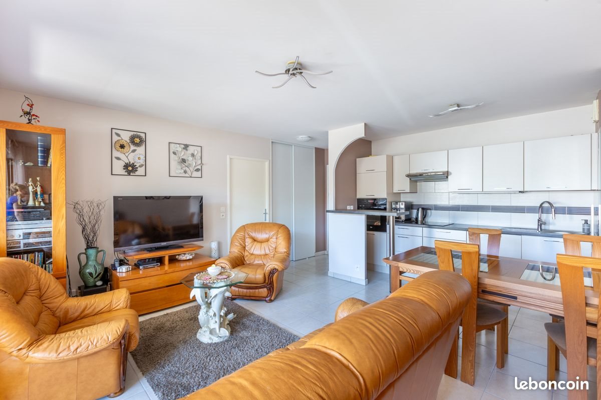Appartement à vendre, 61m², Saint-Laurent-de-Mure