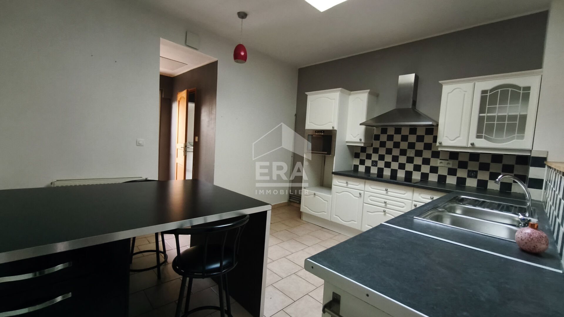 Maison à vendre, 123m², Avion
