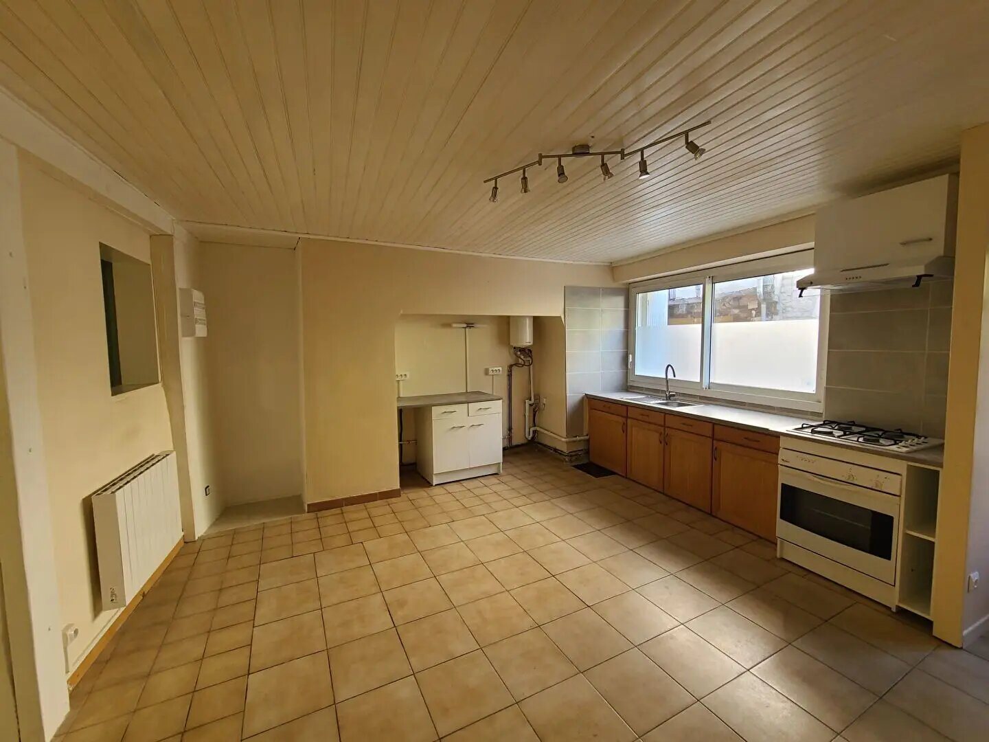 Maison à louer, 95m², Montricoux