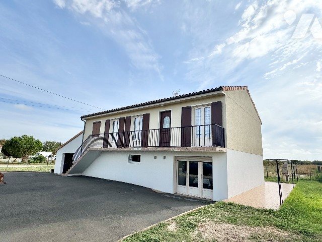 Maison à vendre, 95m², Saint-Varent