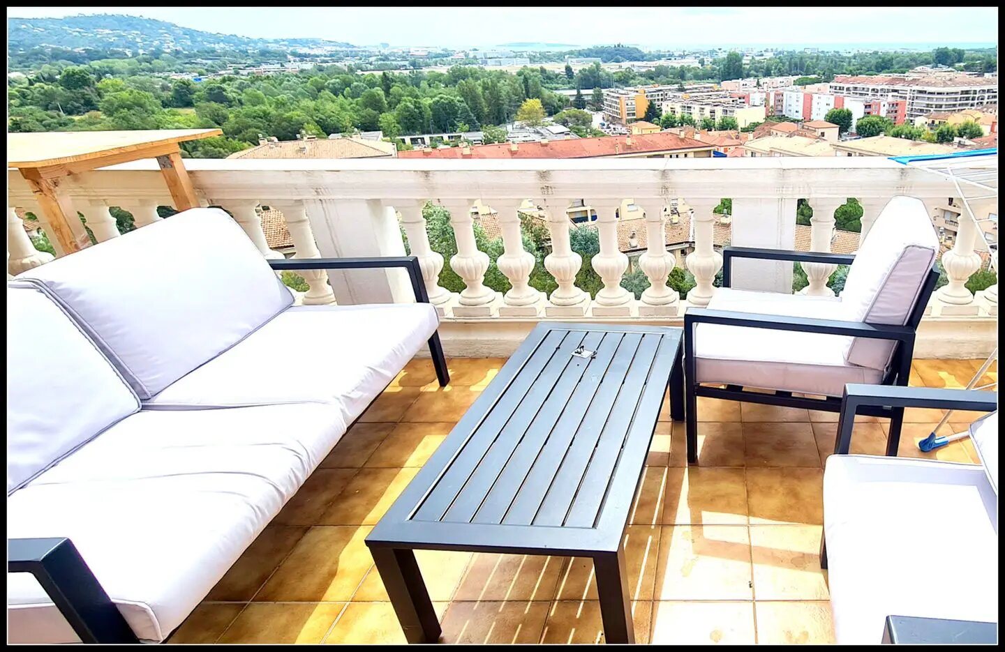 Appartement à vendre, 98m², Mandelieu-la-Napoule