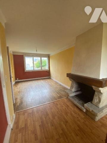 Maison à vendre, 83m², Guipel