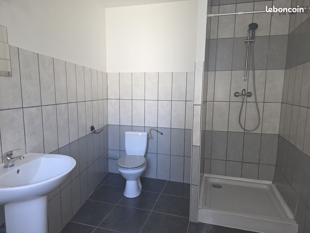 Maison à louer, 76m², Graçay
