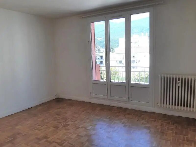 Appartement à louer, 58m², Fontaine