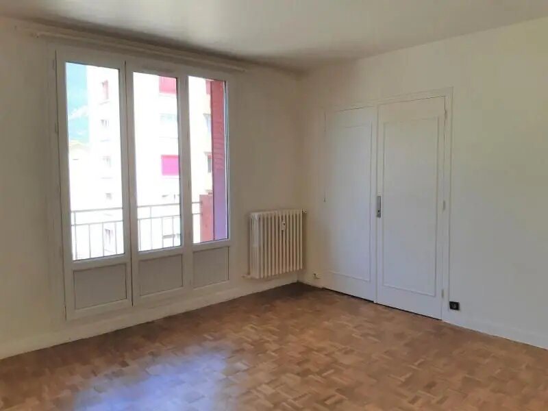 Appartement à louer, 58m², Fontaine