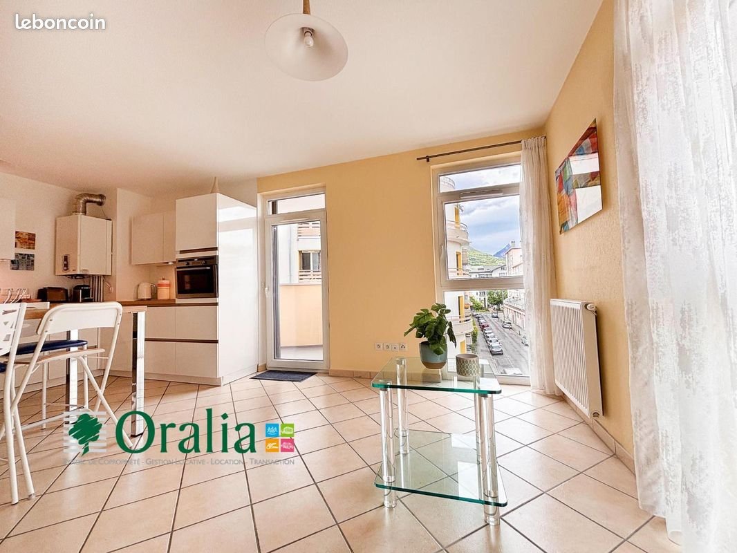 Appartement à louer, 53m², Grenoble