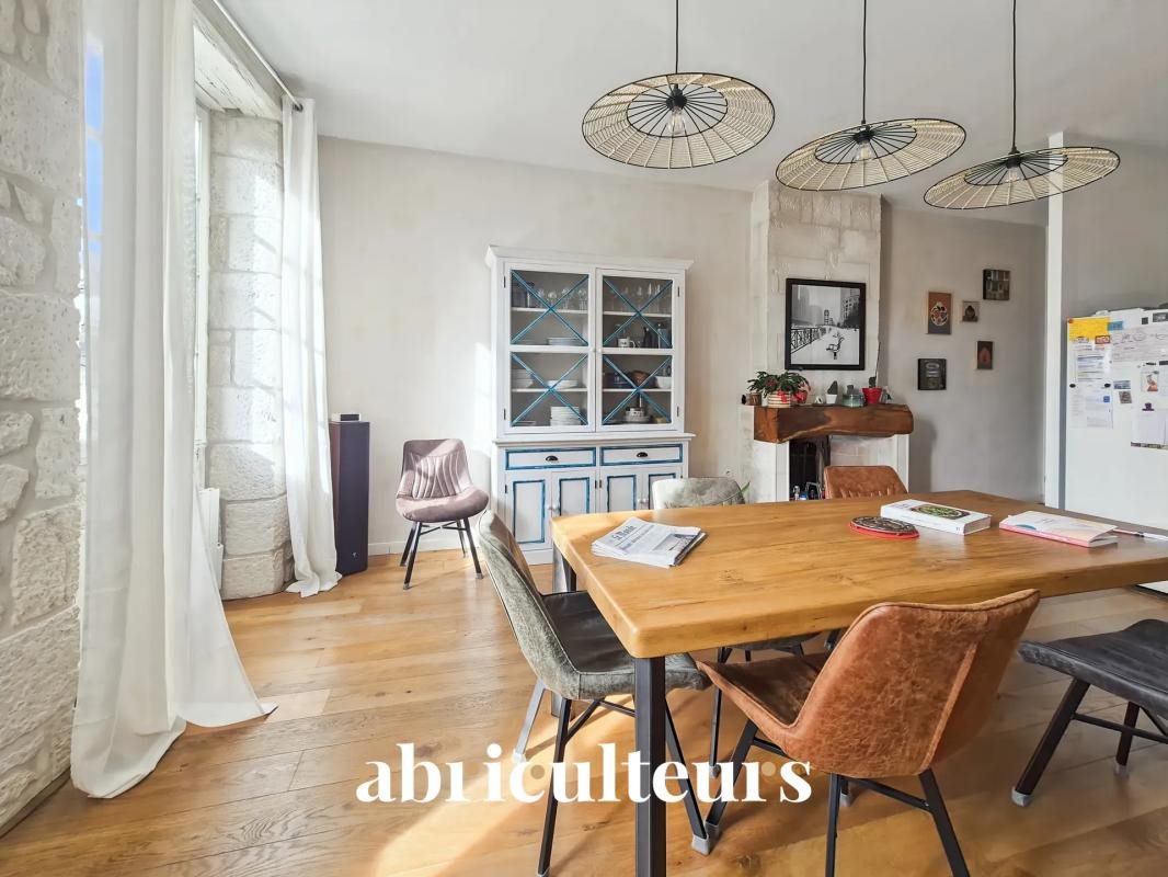 Appartement à vendre, 182m², Saintes
