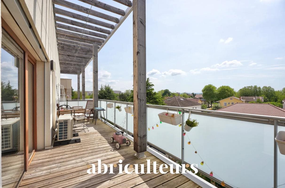 Appartement à vendre, 73m², Saint-Priest