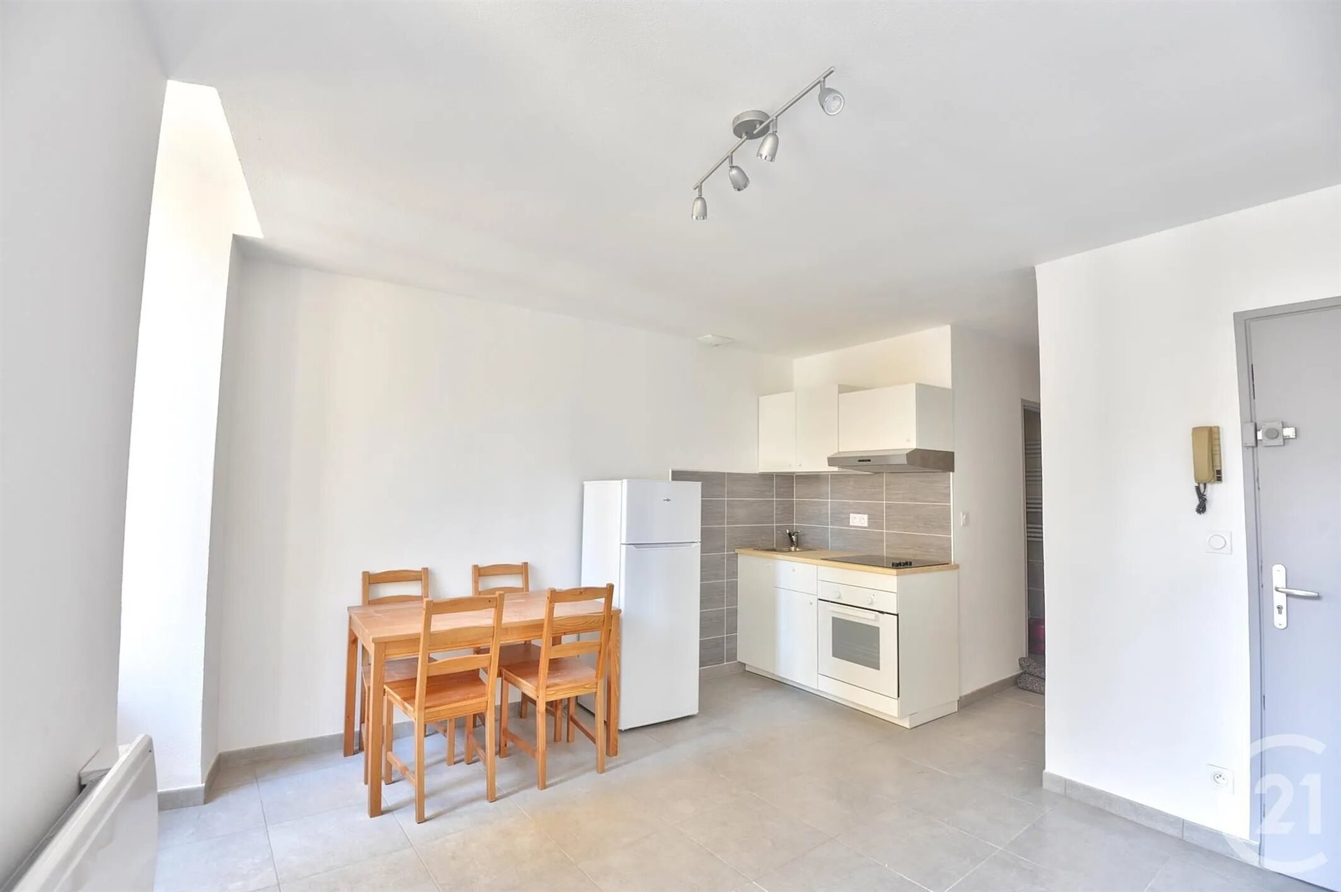 Appartement à louer, 29m², Romans-sur-Isère
