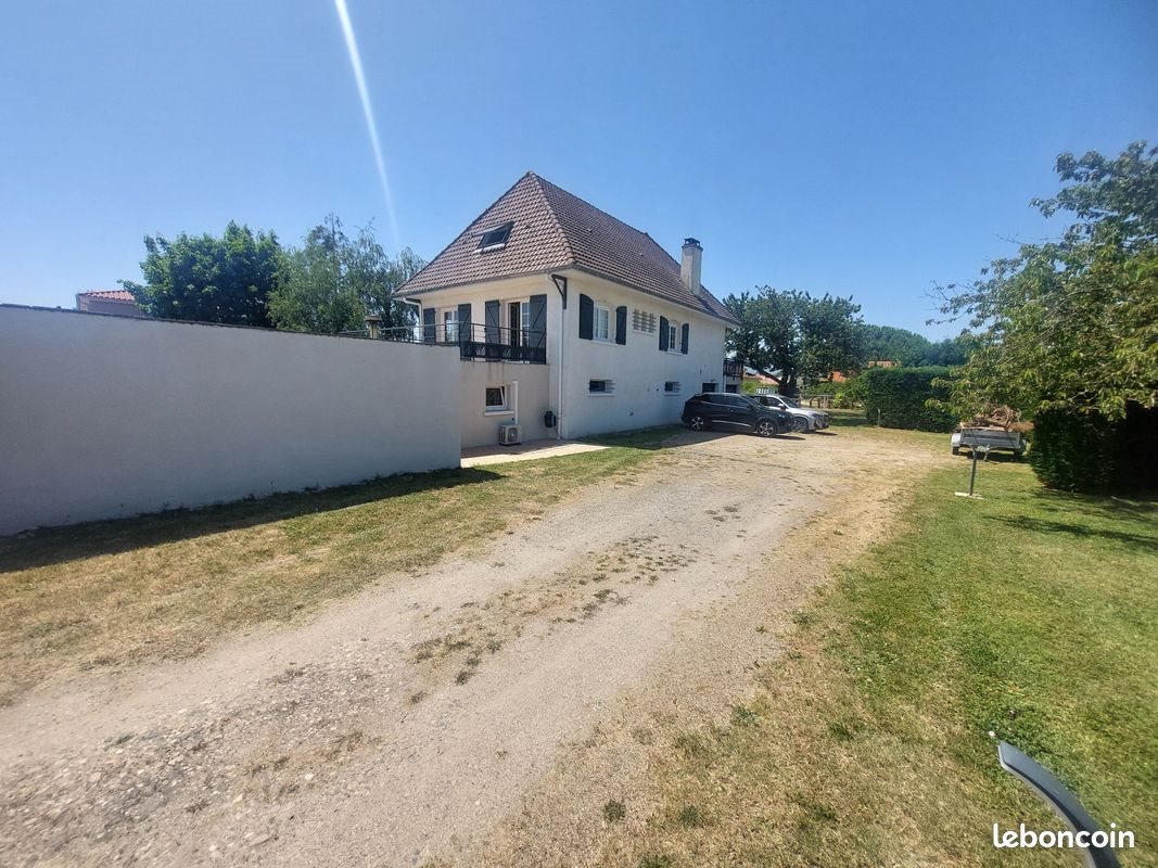 Maison à vendre, 250m², Montbrison