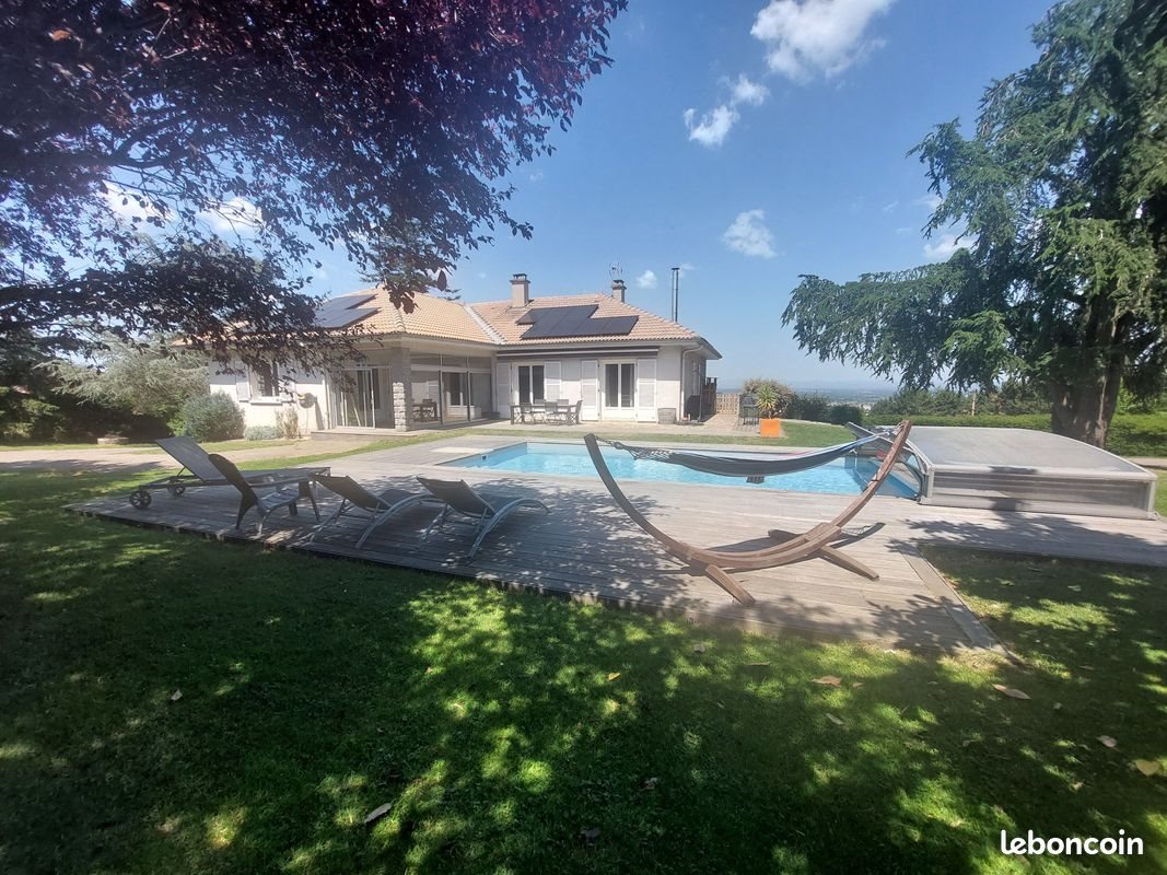 Maison à vendre, 217m², Montbrison