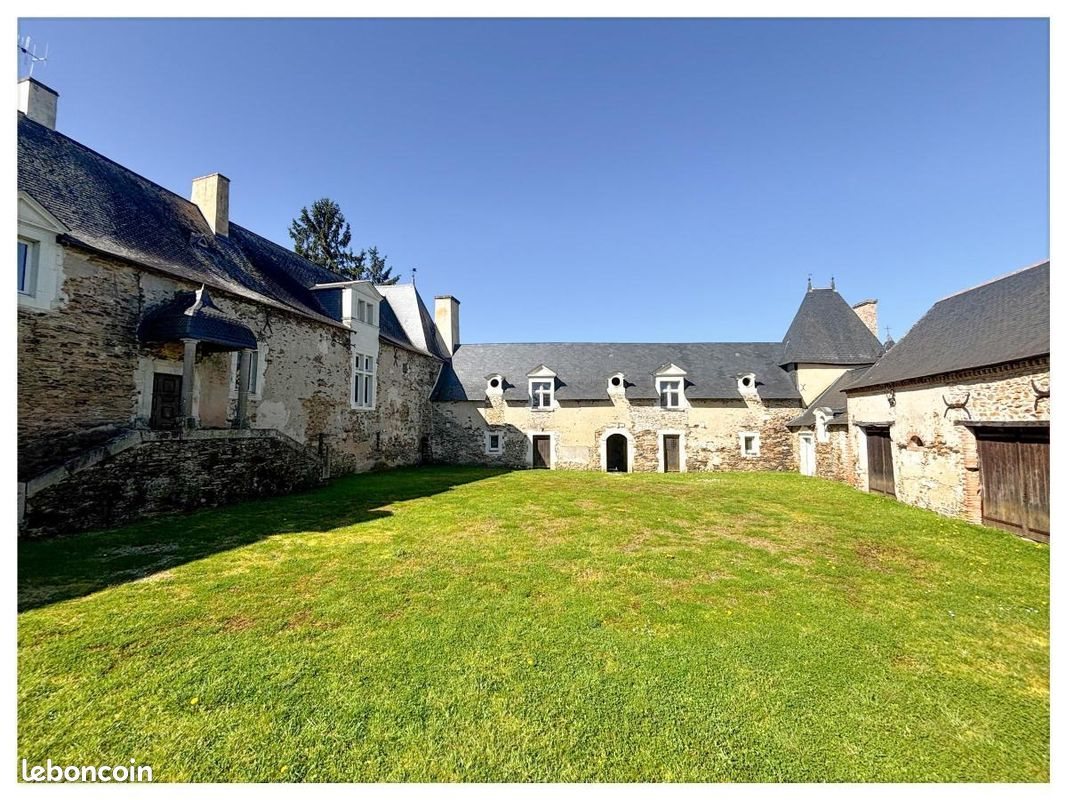 Maison à vendre, 363m², Segré-en-Anjou Bleu