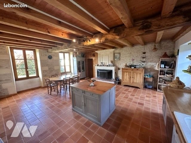 Maison à vendre, 257m², Ballans