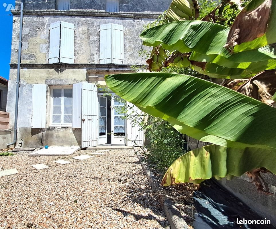 Maison à vendre, 63m², Louzignac