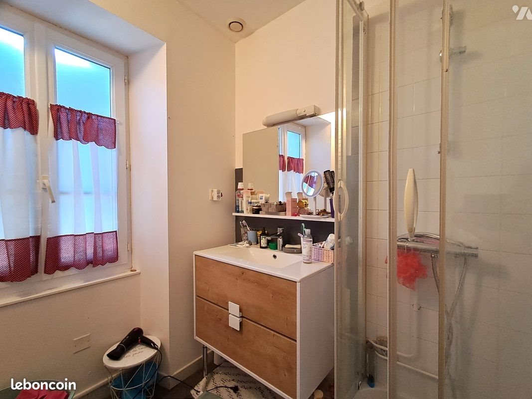 Maison à vendre, 63m², Louzignac