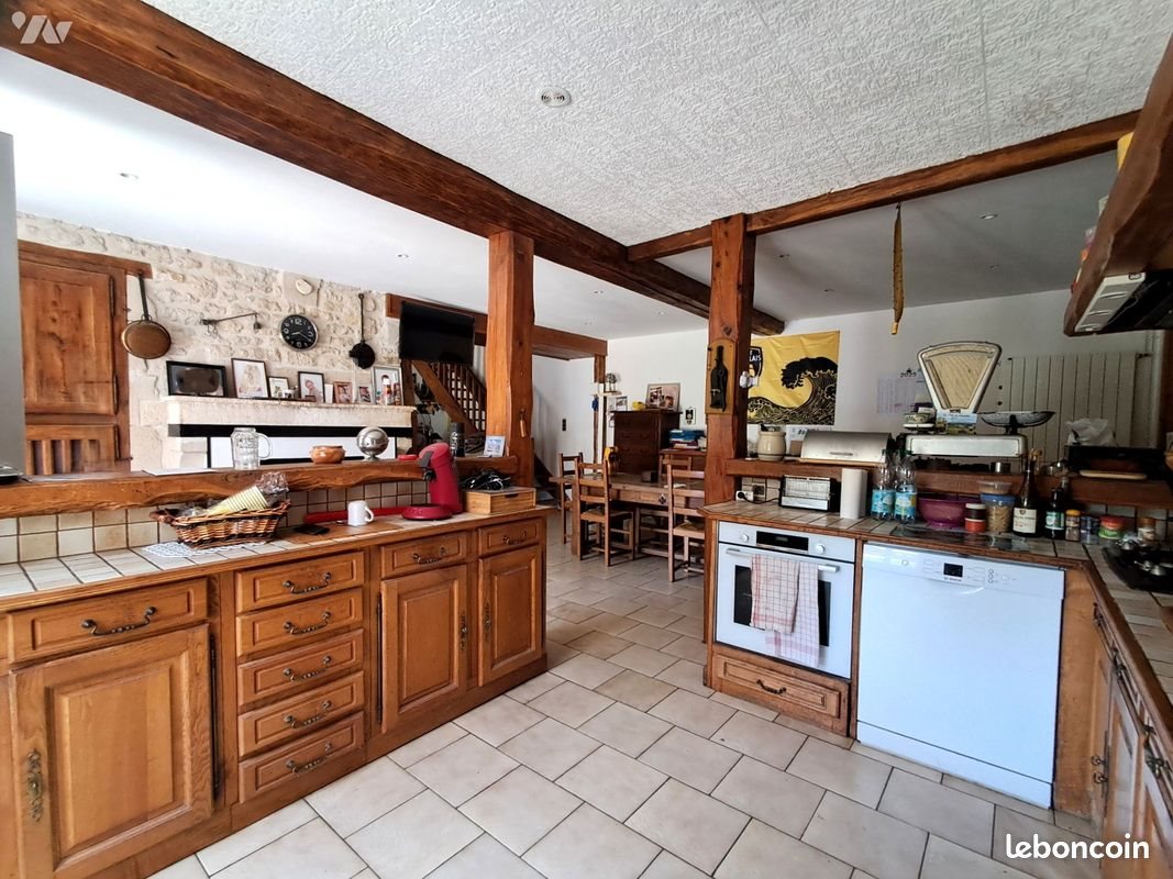 Maison à vendre, 180m², Saint-Pierre-de-l'Ile