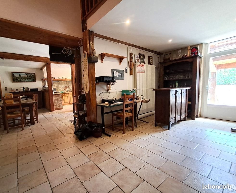 Maison à vendre, 180m², Saint-Pierre-de-l'Ile