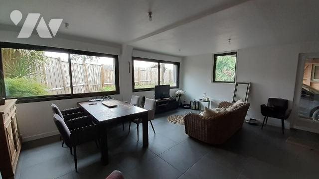Maison à louer, 83m², Marpiré