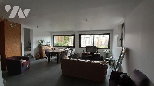 Maison à louer, 83m², Marpiré