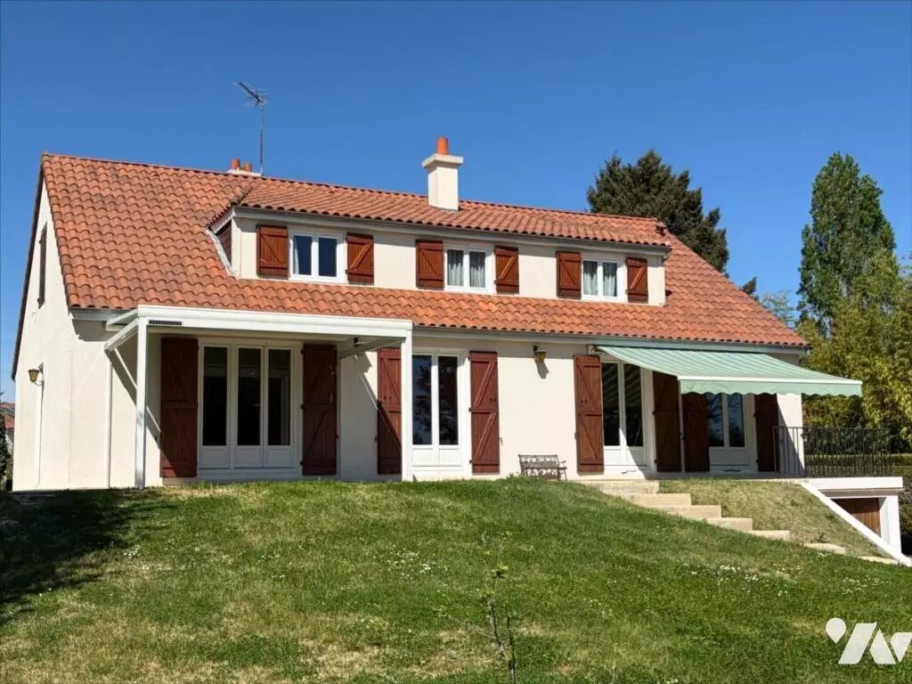 Maison à vendre, 206m², Montamisé