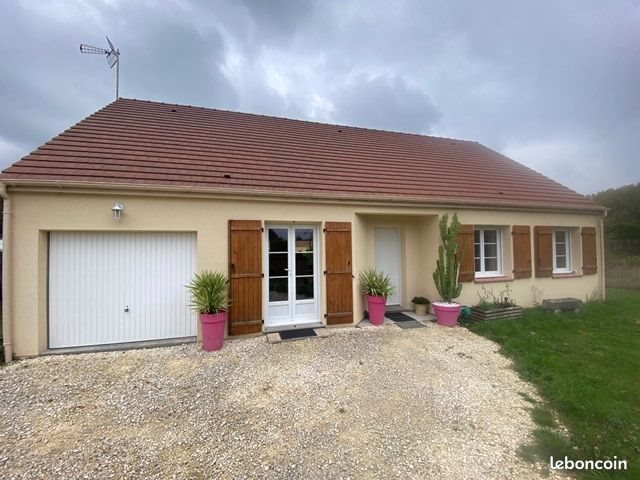 Maison à louer, 84m², Gy-les-Nonains