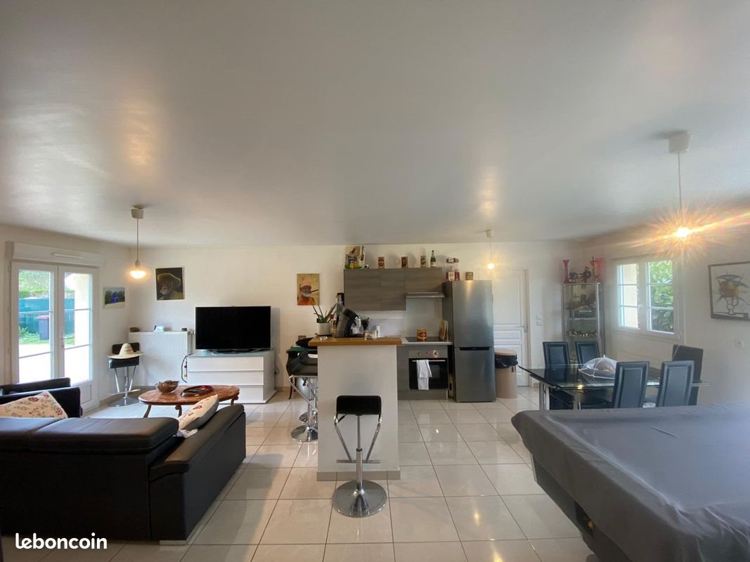 Maison à louer, 84m², Gy-les-Nonains