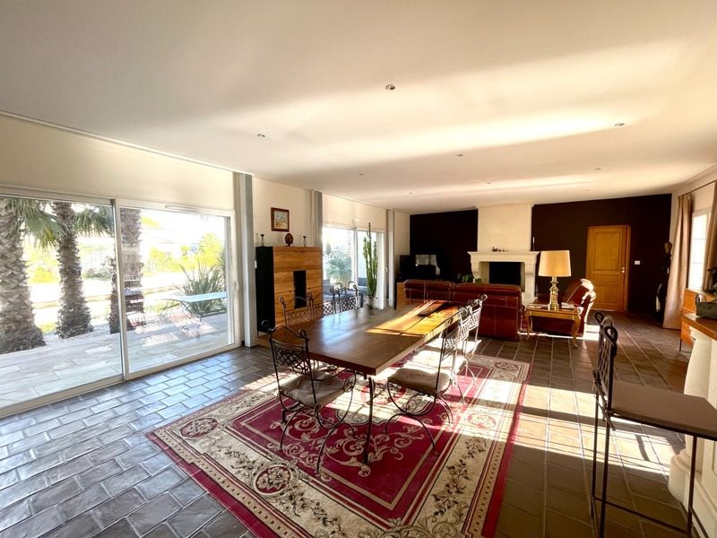 Maison à vendre, 188m², Aigues-Mortes