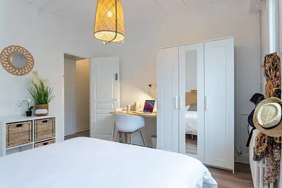 Maison à louer, 201m², Vénissieux