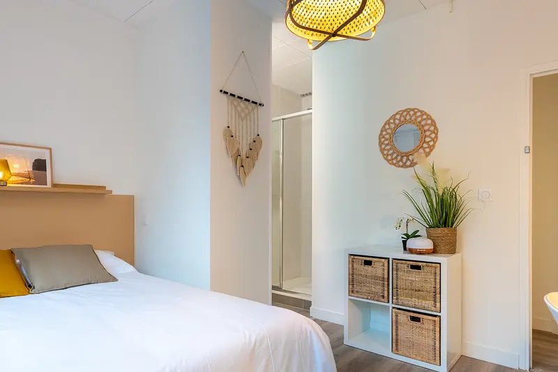 Maison à louer, 201m², Vénissieux