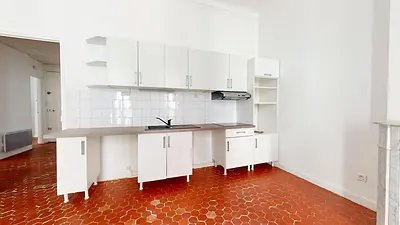 Appartement à louer, 85m², Marseille 1er