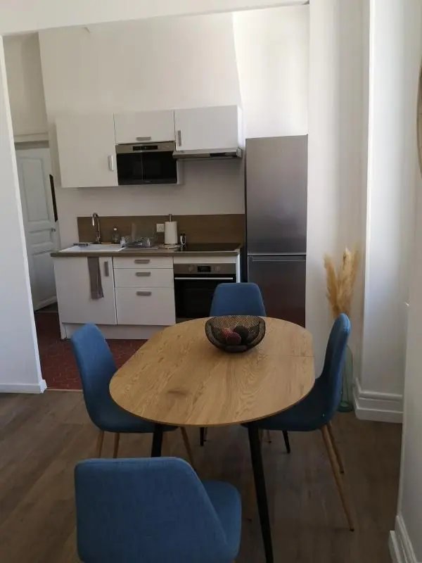 Appartement à louer, 33m², Marseille 2ème