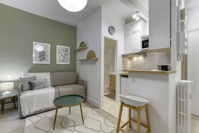 Appartement à louer, 18m², Paris 18ème